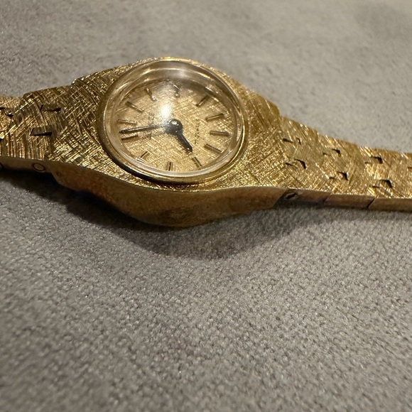 Gold Textured Watch - Picture 9 of 10